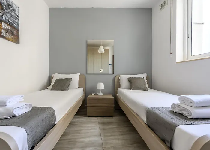 F11 Modern And Bright In Malta *