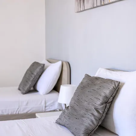 דירה F11 Modern And Bright In Malta *