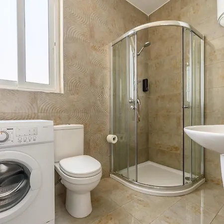 F11 Modern And Bright In Malta דירה מסידה