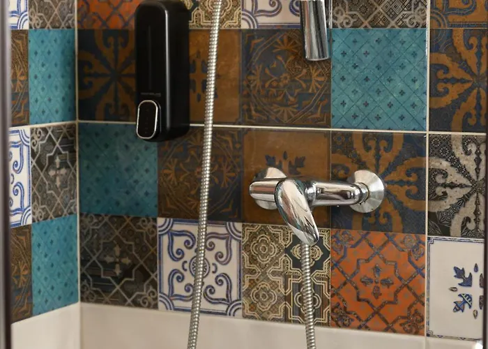 F11 Modern And Bright In Malta *