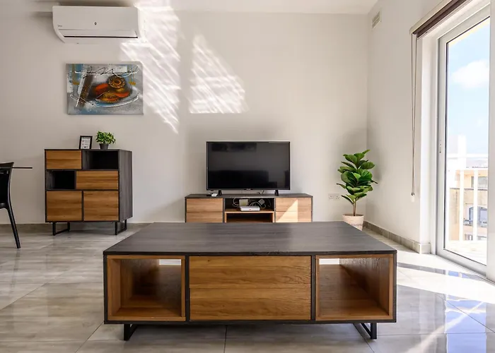 F11 Modern And Bright In Malta Apartamento